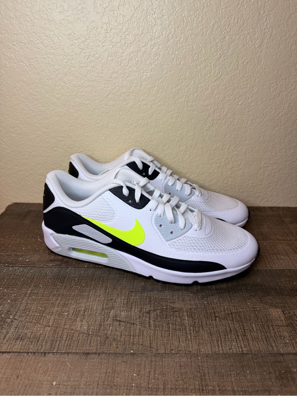 Nike Air Max 99 Golf “White Hot Lime”
- Size 11.5 Men.